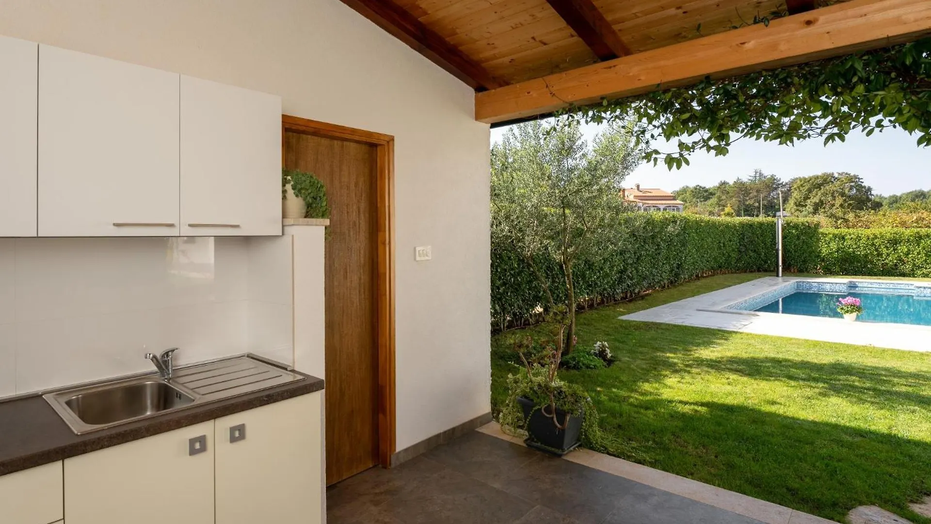 House Demetra Villa Tinjan