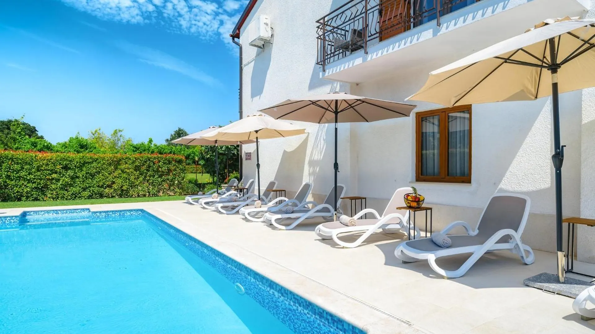 House Demetra Villa Tinjan